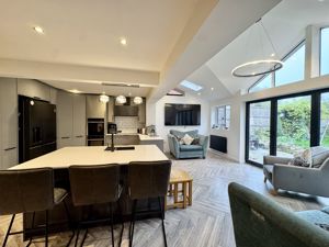 Photo 22- click for photo gallery